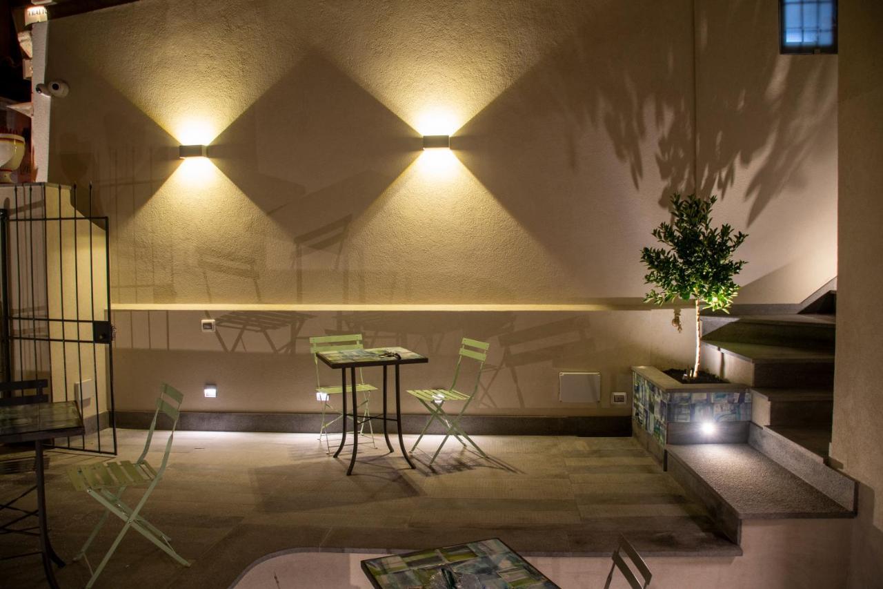 Villa D'Orville Luxury Suites Taormina Buitenkant foto