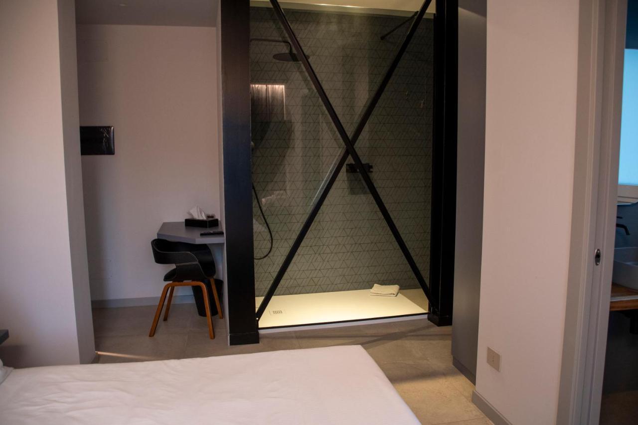 Villa D'Orville Luxury Suites Taormina Buitenkant foto