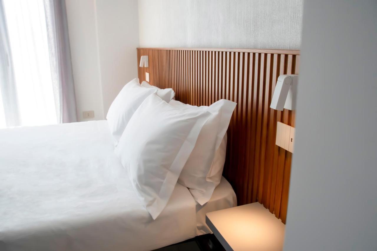 Villa D'Orville Luxury Suites Taormina Buitenkant foto